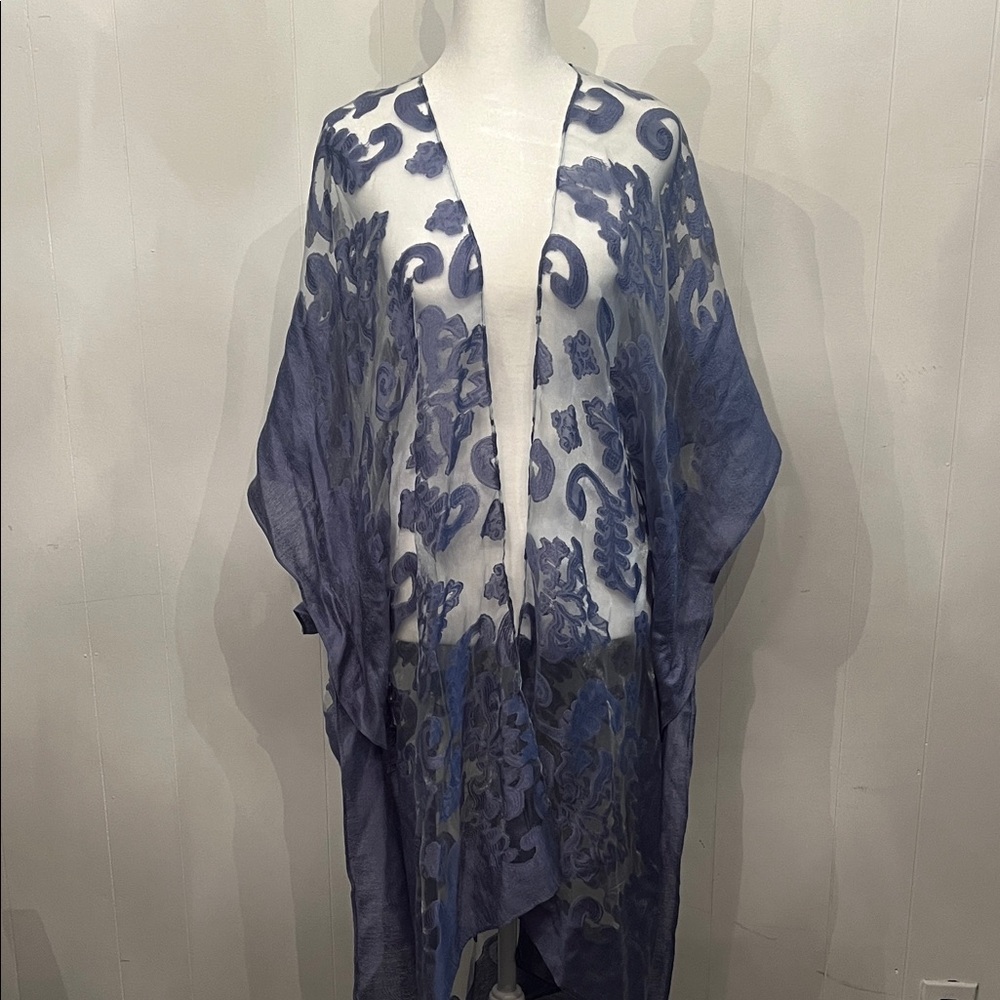 Jessica McClintock White and Blue Sheer Floral Kimono